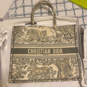Dior tote bag